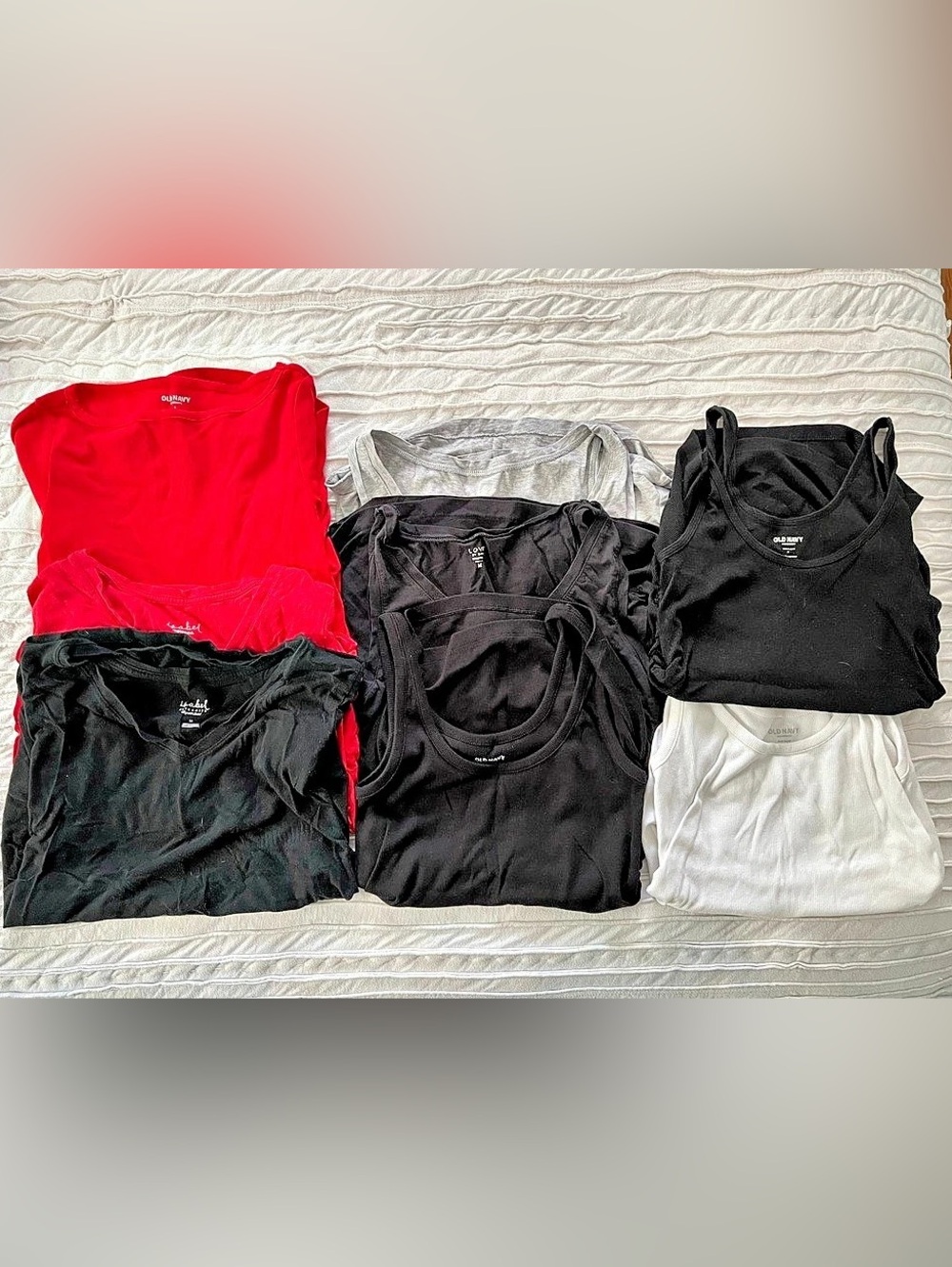 Maternity Tees & Tanks Lot Black, White & Red Size Medium